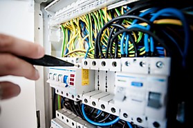 ЭЛЕКТРОМОНТАЖНЫЕ РАБОТЫ